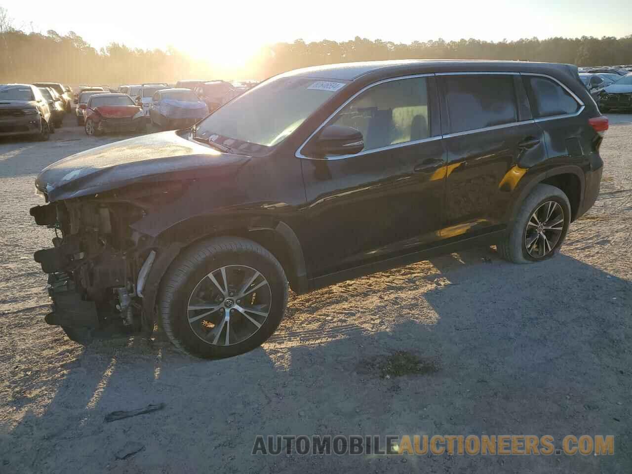 5TDZZRFH8KS304689 TOYOTA HIGHLANDER 2019