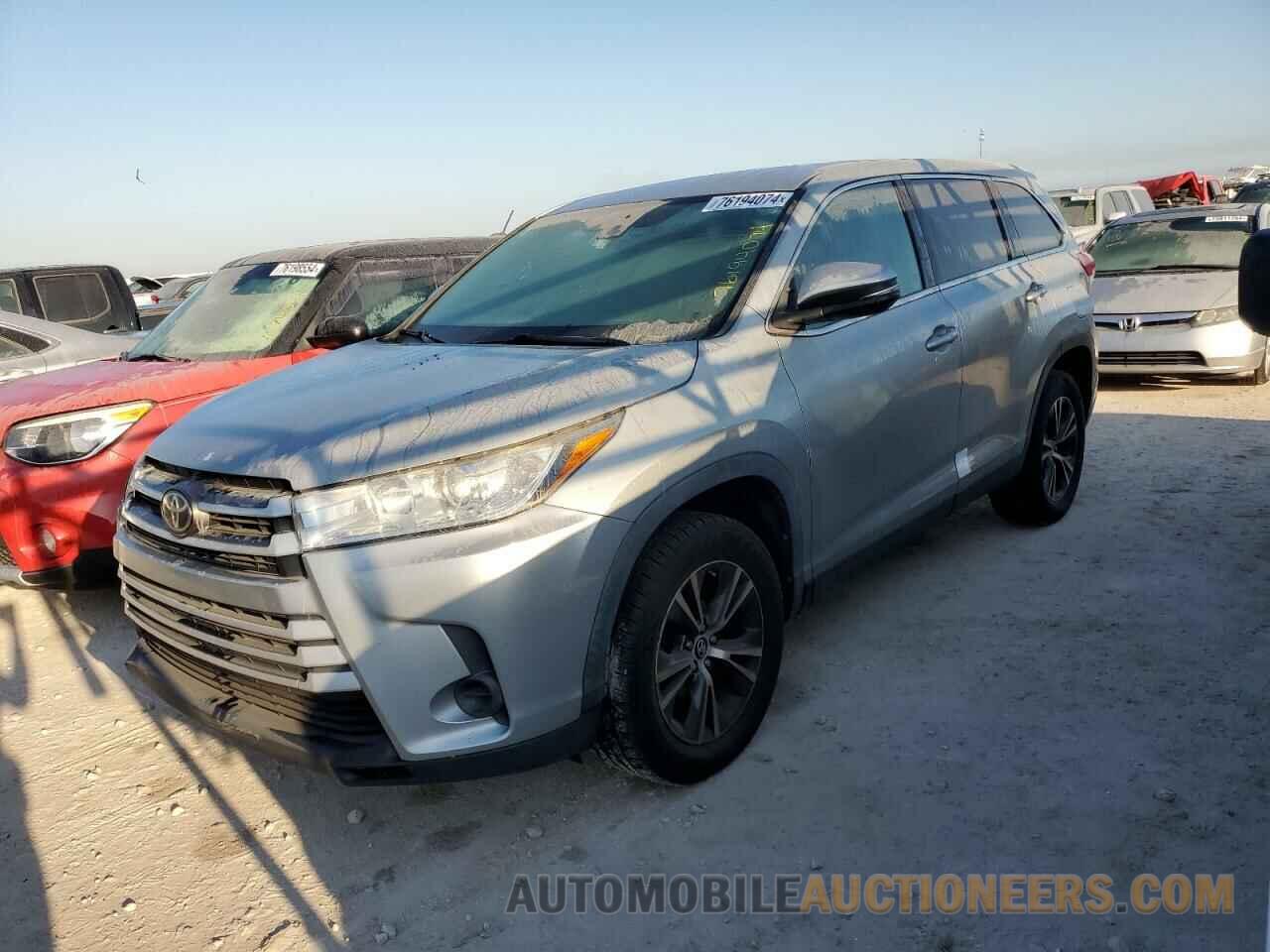 5TDZZRFH8KS353357 TOYOTA HIGHLANDER 2019