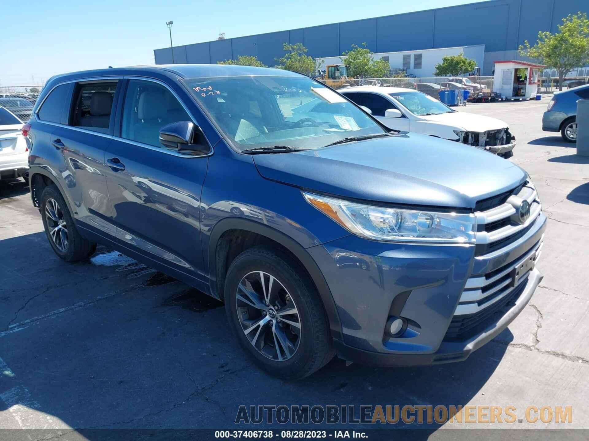 5TDZZRFH9JS256182 TOYOTA HIGHLANDER 2018