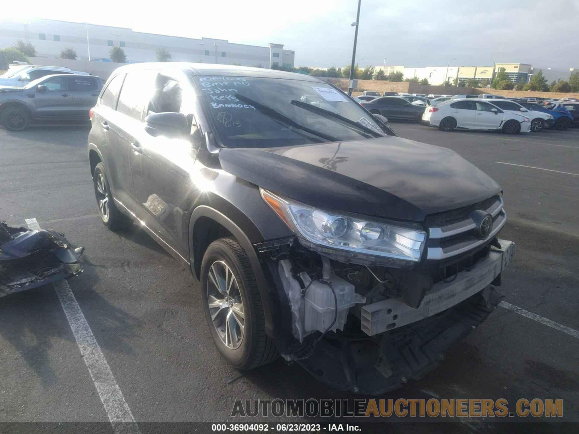 5TDZZRFH9JS262418 TOYOTA HIGHLANDER 2018