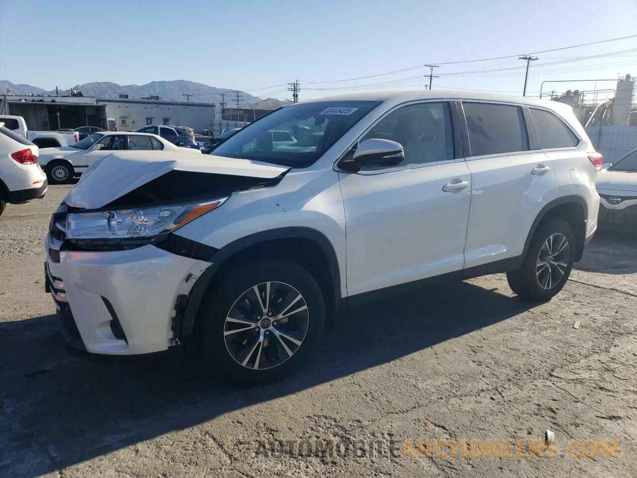 5TDZZRFH9KS300019 TOYOTA HIGHLANDER 2019