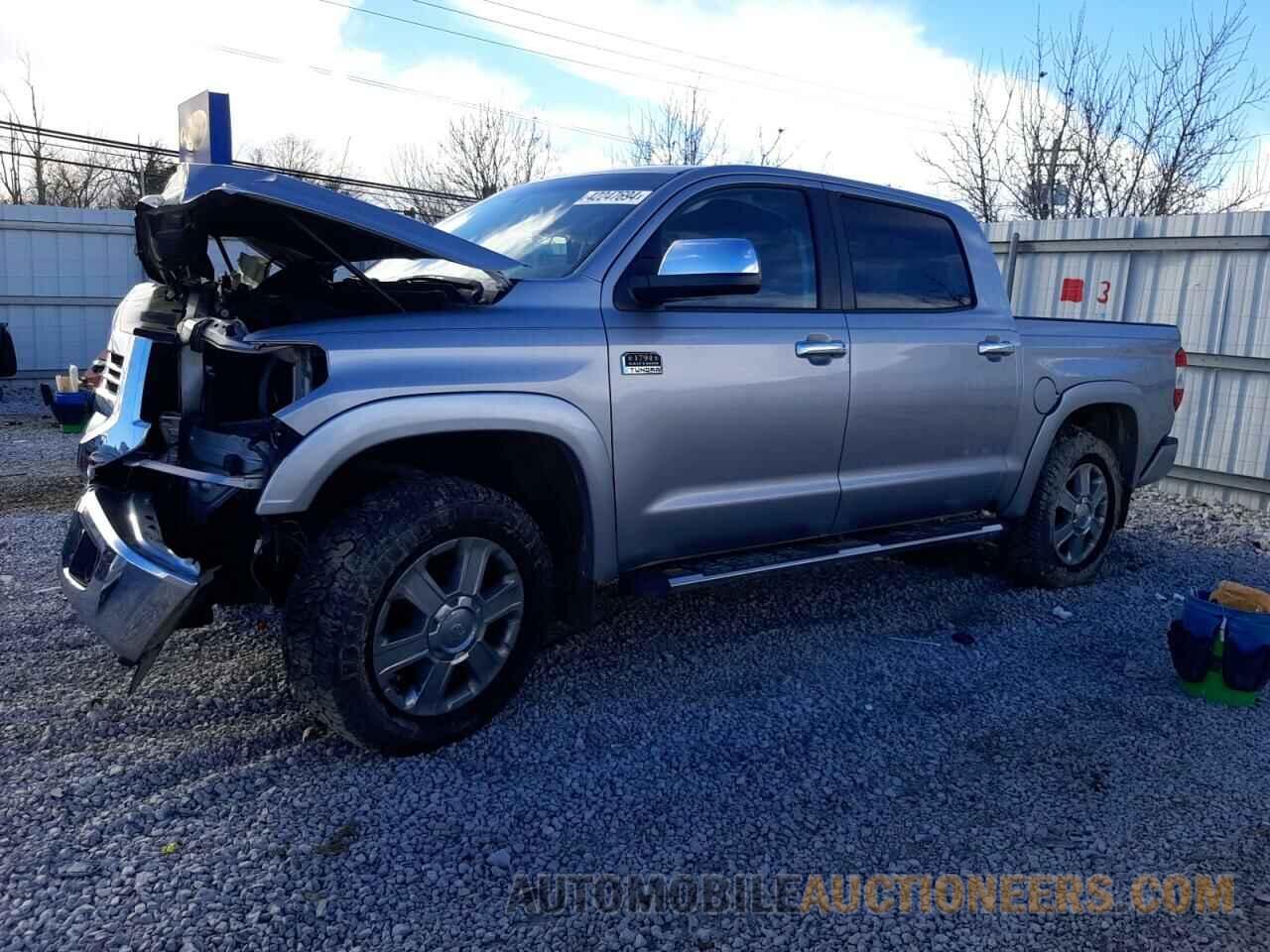 5TFAW5F16HX620239 TOYOTA TUNDRA 2017