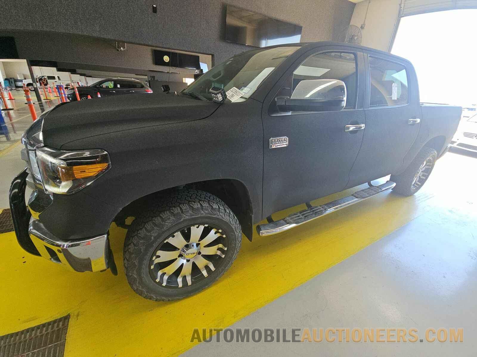 5TFAW5F17FX461972 Toyota Tundra 2015