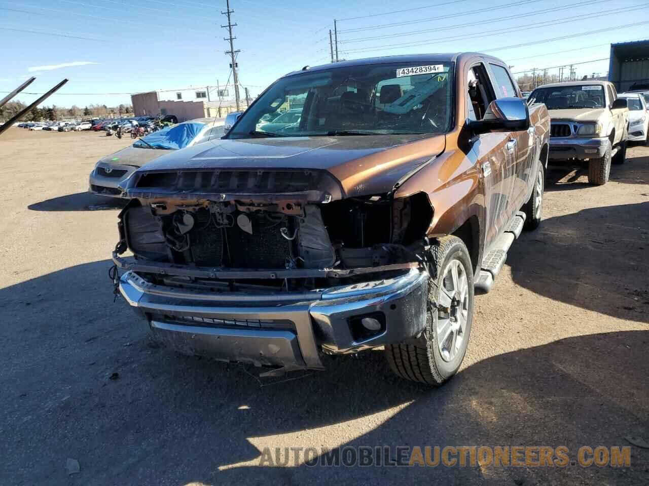 5TFAW5F1XHX593269 TOYOTA TUNDRA 2017