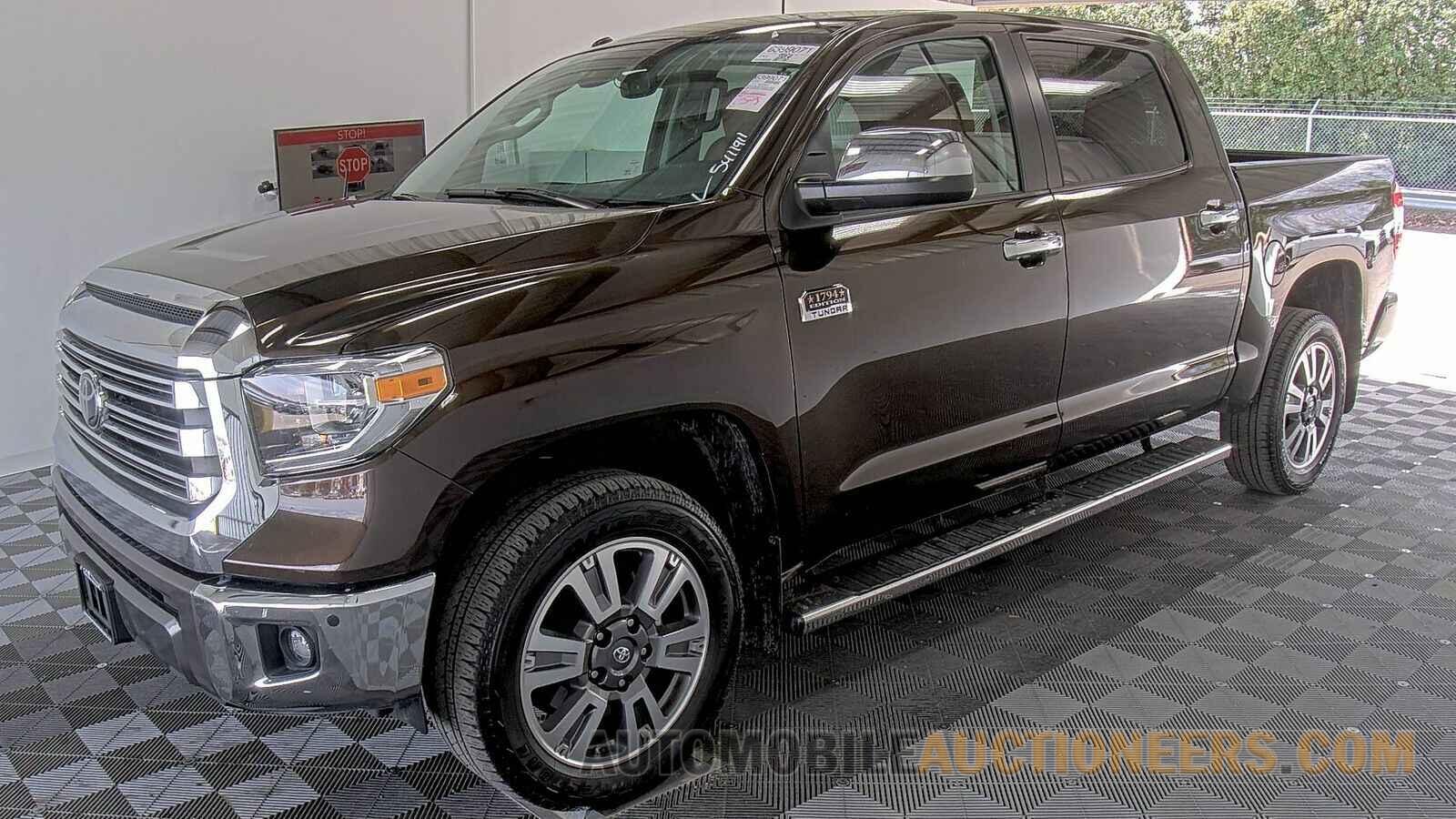 5TFAY5F10KX855365 Toyota Tundra 2019