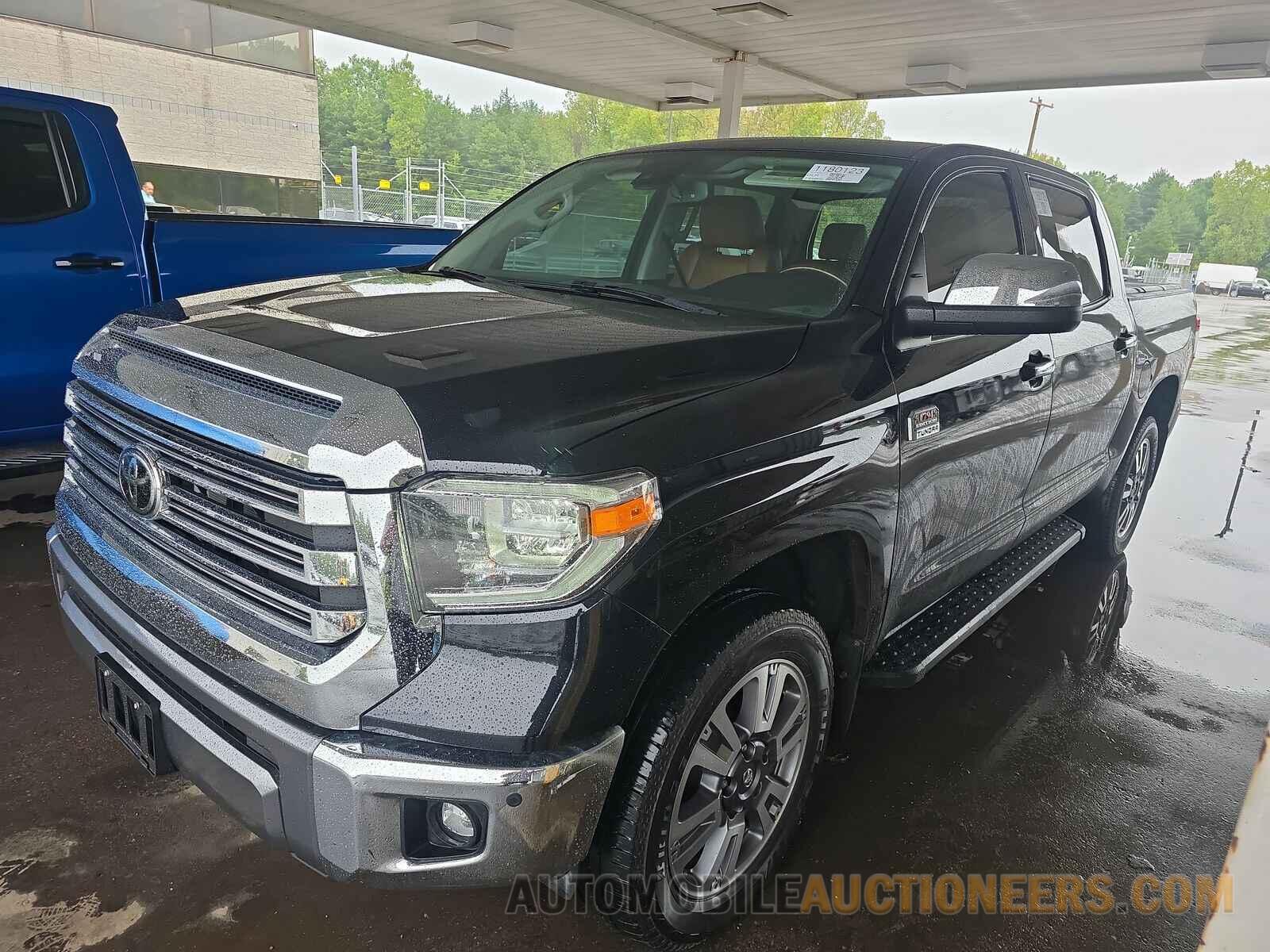 5TFAY5F13LX928116 Toyota Tundra 2020