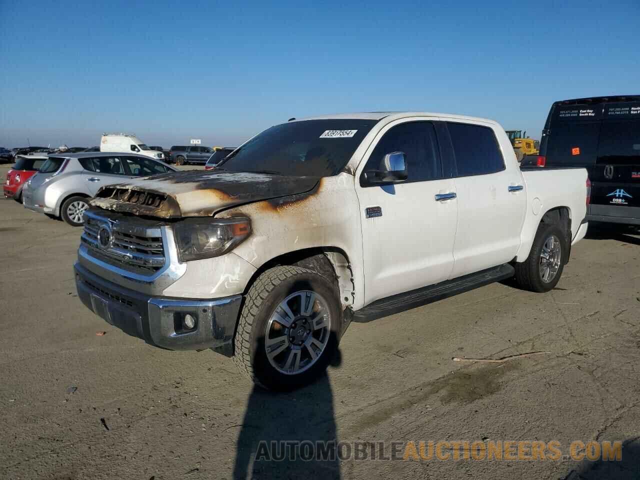 5TFAY5F16HX660668 TOYOTA TUNDRA 2017