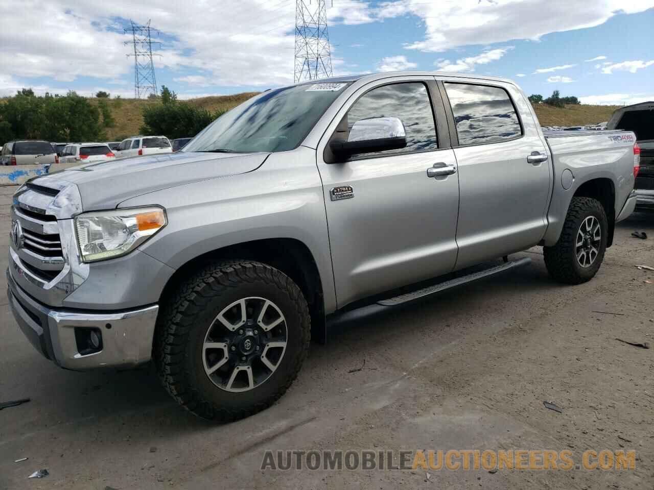 5TFAY5F17HX586323 TOYOTA TUNDRA 2017