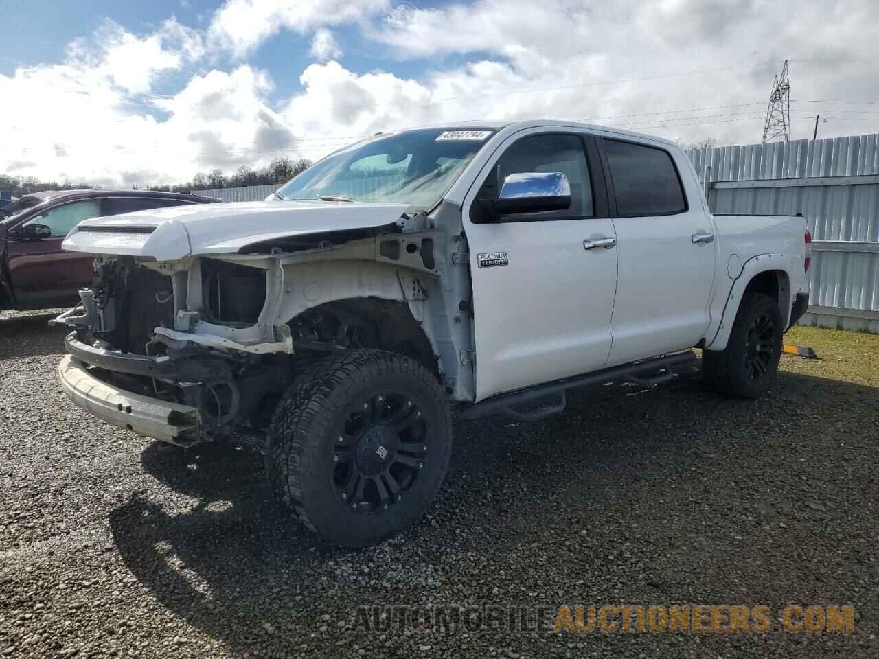 5TFAY5F18HX618521 TOYOTA TUNDRA 2017