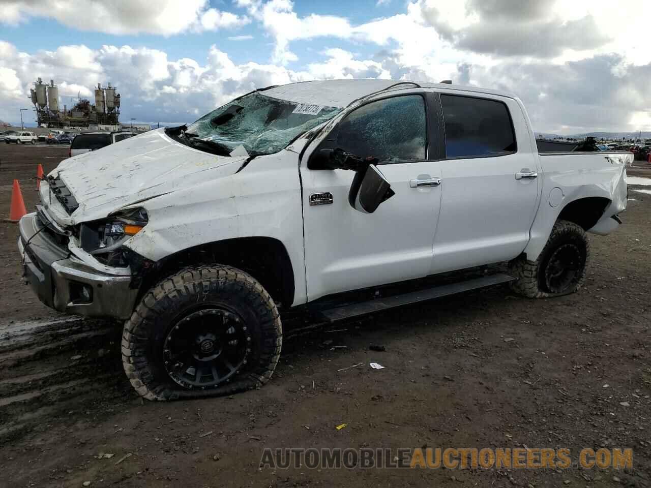 5TFAY5F19MX998513 TOYOTA TUNDRA 2021