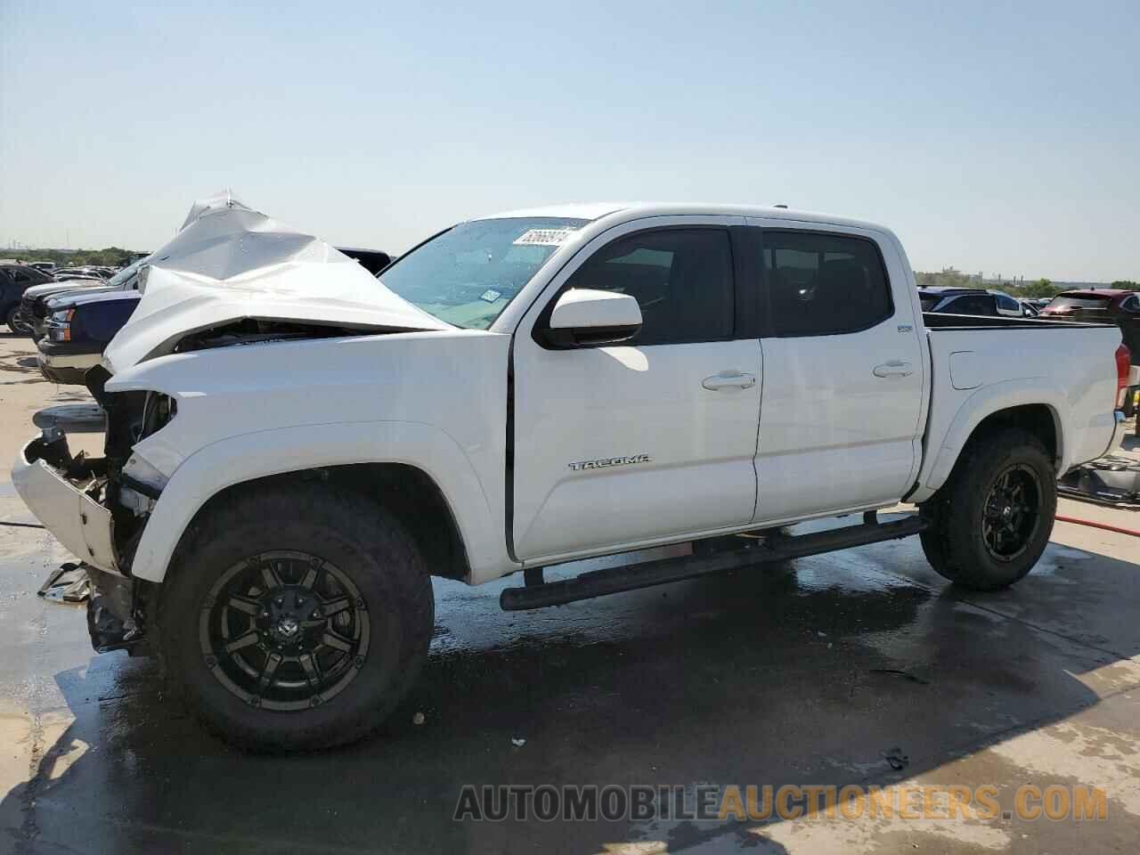 5TFAZ5CN0HX031122 TOYOTA TACOMA 2017