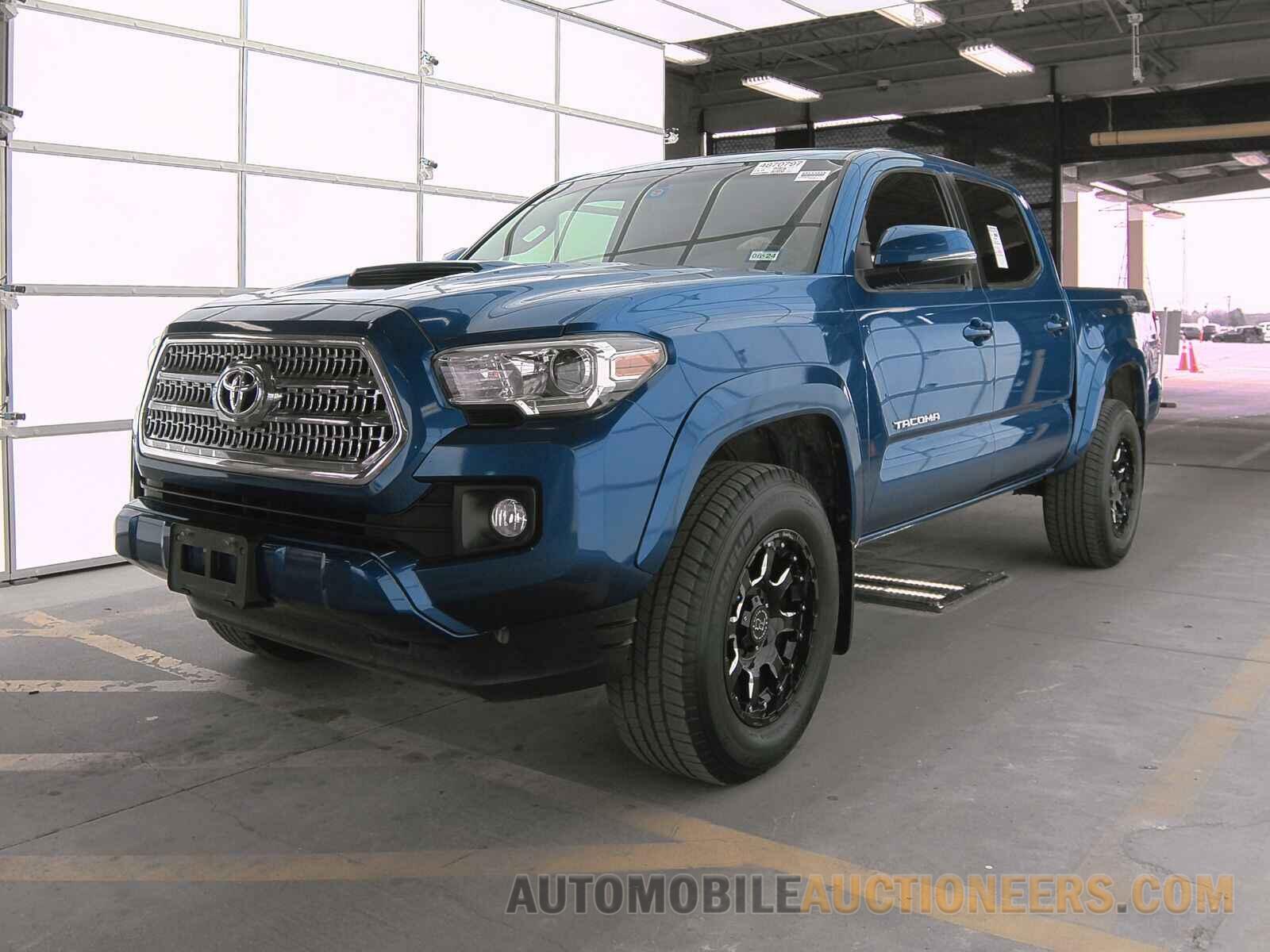 5TFAZ5CN2HX047449 Toyota Tacoma 2017