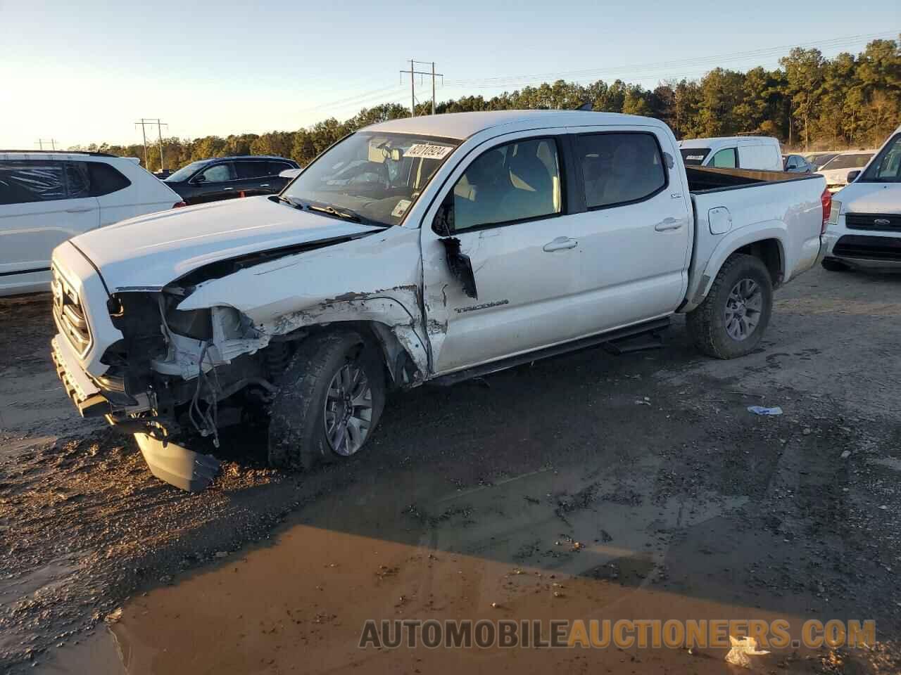 5TFAZ5CNXHX035453 TOYOTA TACOMA 2017