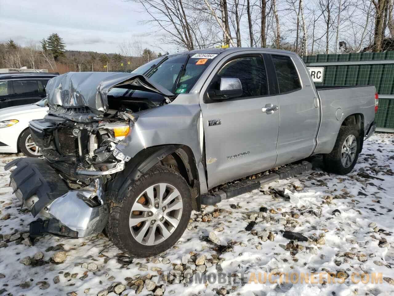 5TFBY5F12HX596973 TOYOTA TUNDRA 2017