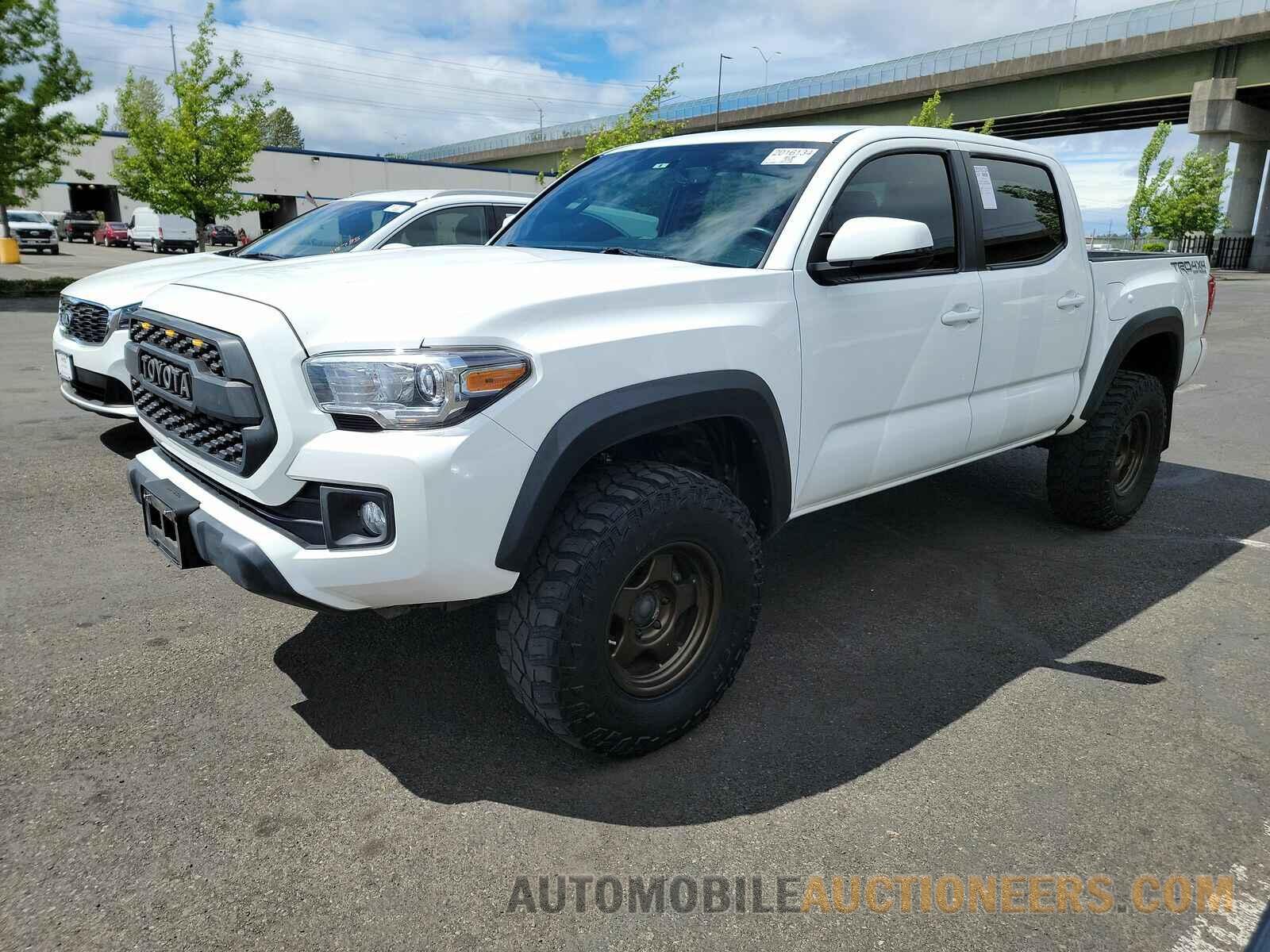 5TFCZ5AN1HX086139 Toyota Tacoma 2017