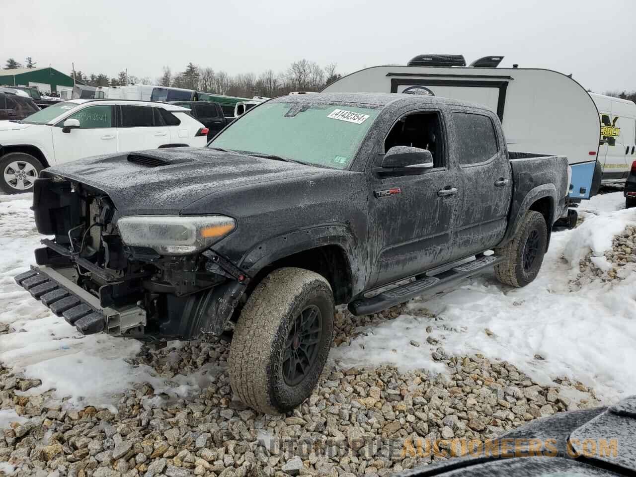 5TFCZ5AN2LX228040 TOYOTA TACOMA 2020