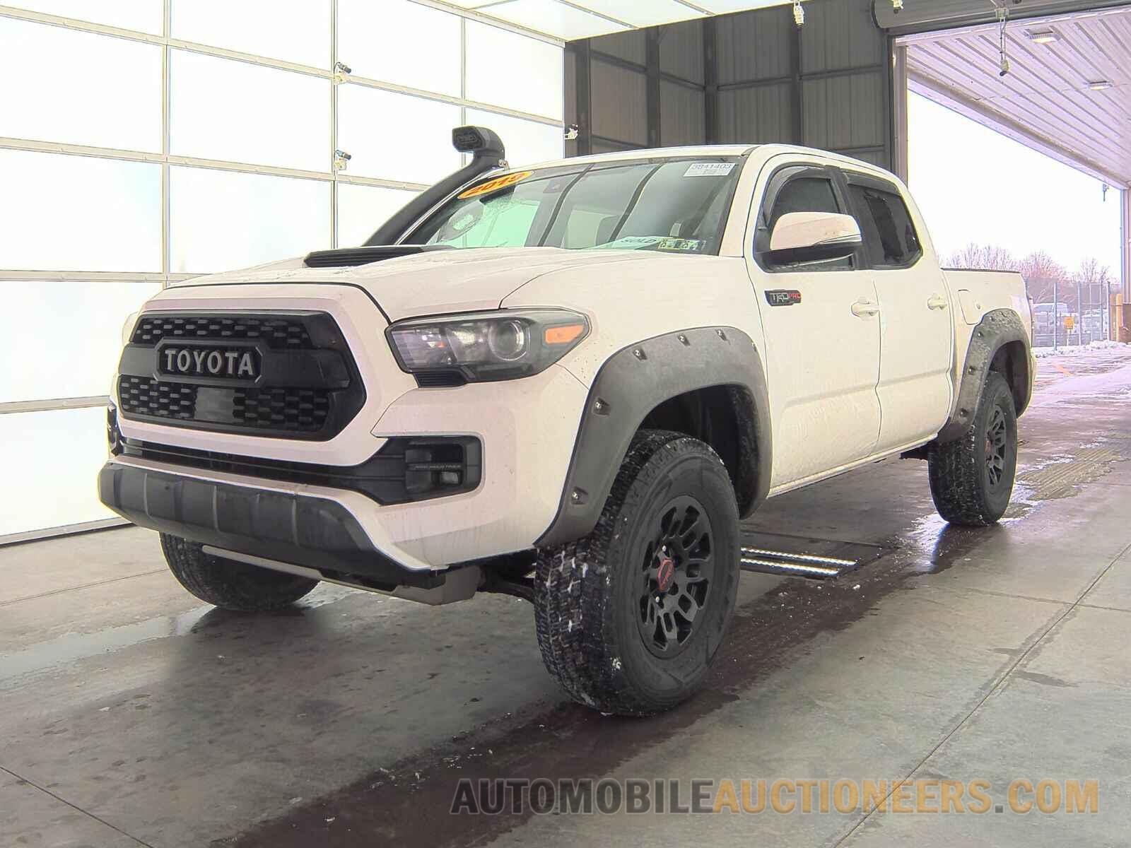 5TFCZ5AN3KX176593 Toyota Tacoma 2019