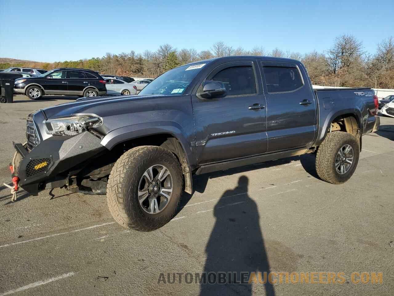 5TFCZ5AN4JX130219 TOYOTA TACOMA 2018