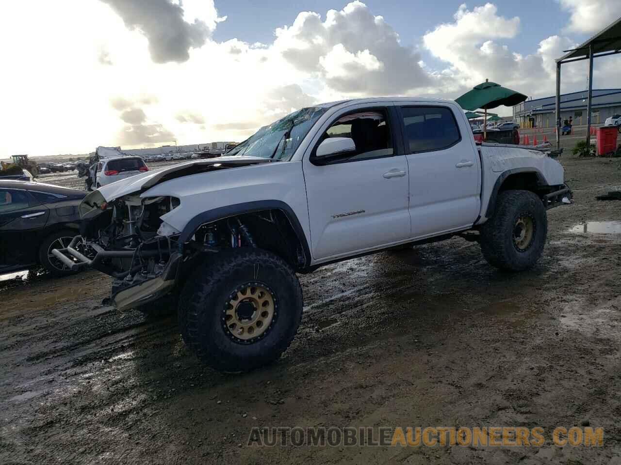 5TFCZ5AN5HX108630 TOYOTA TACOMA 2017