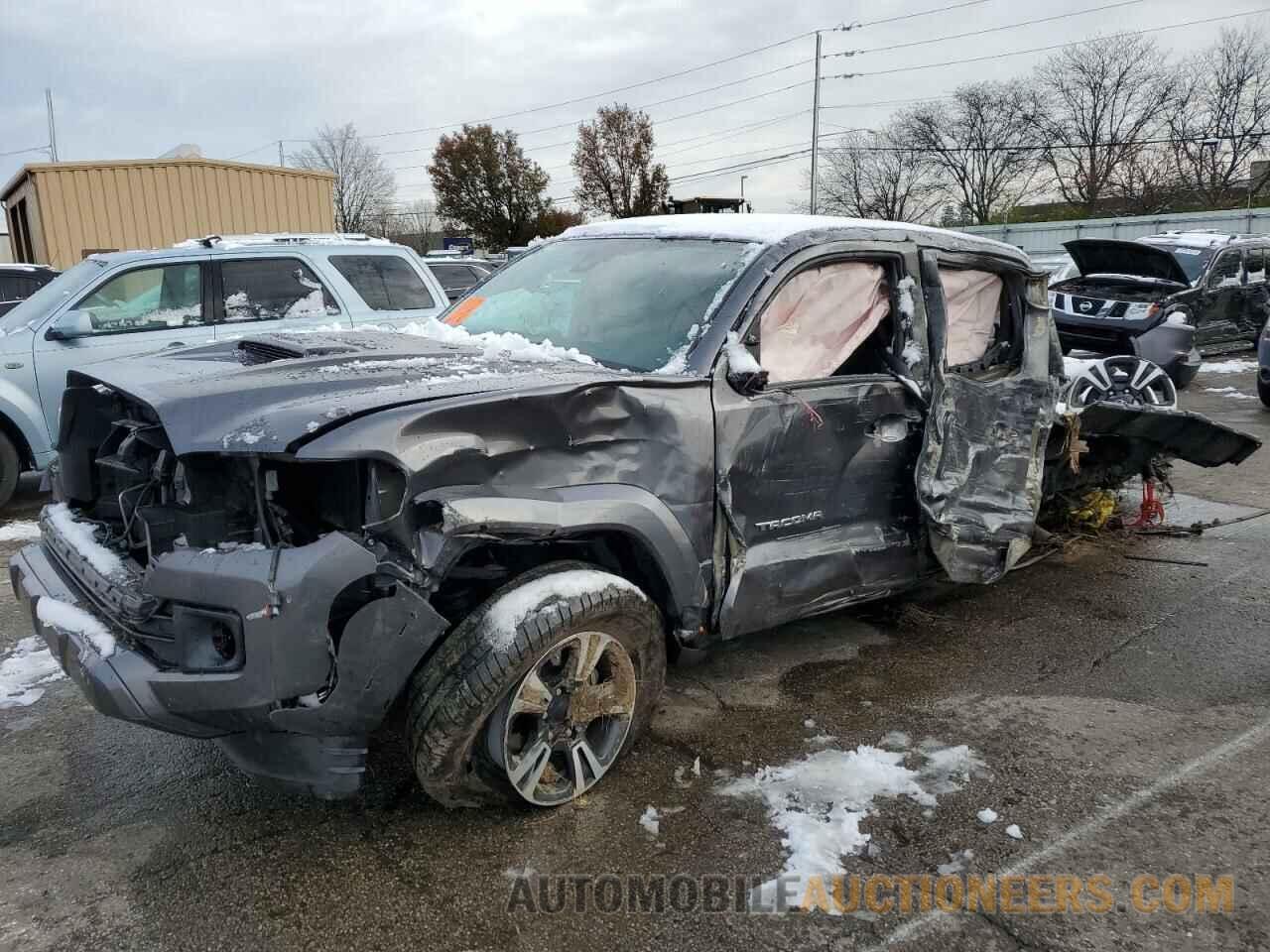 5TFCZ5AN5JX141682 TOYOTA TACOMA 2018