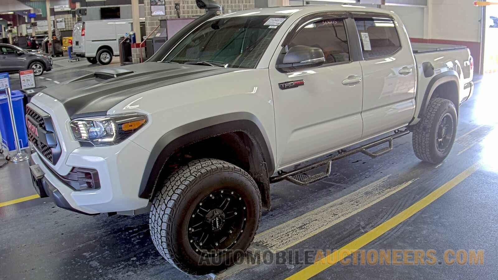 5TFCZ5AN5KX208296 Toyota Tacoma 4WD 2019