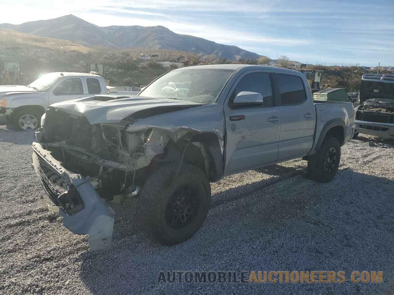 5TFCZ5AN6HX107602 TOYOTA TACOMA 2017