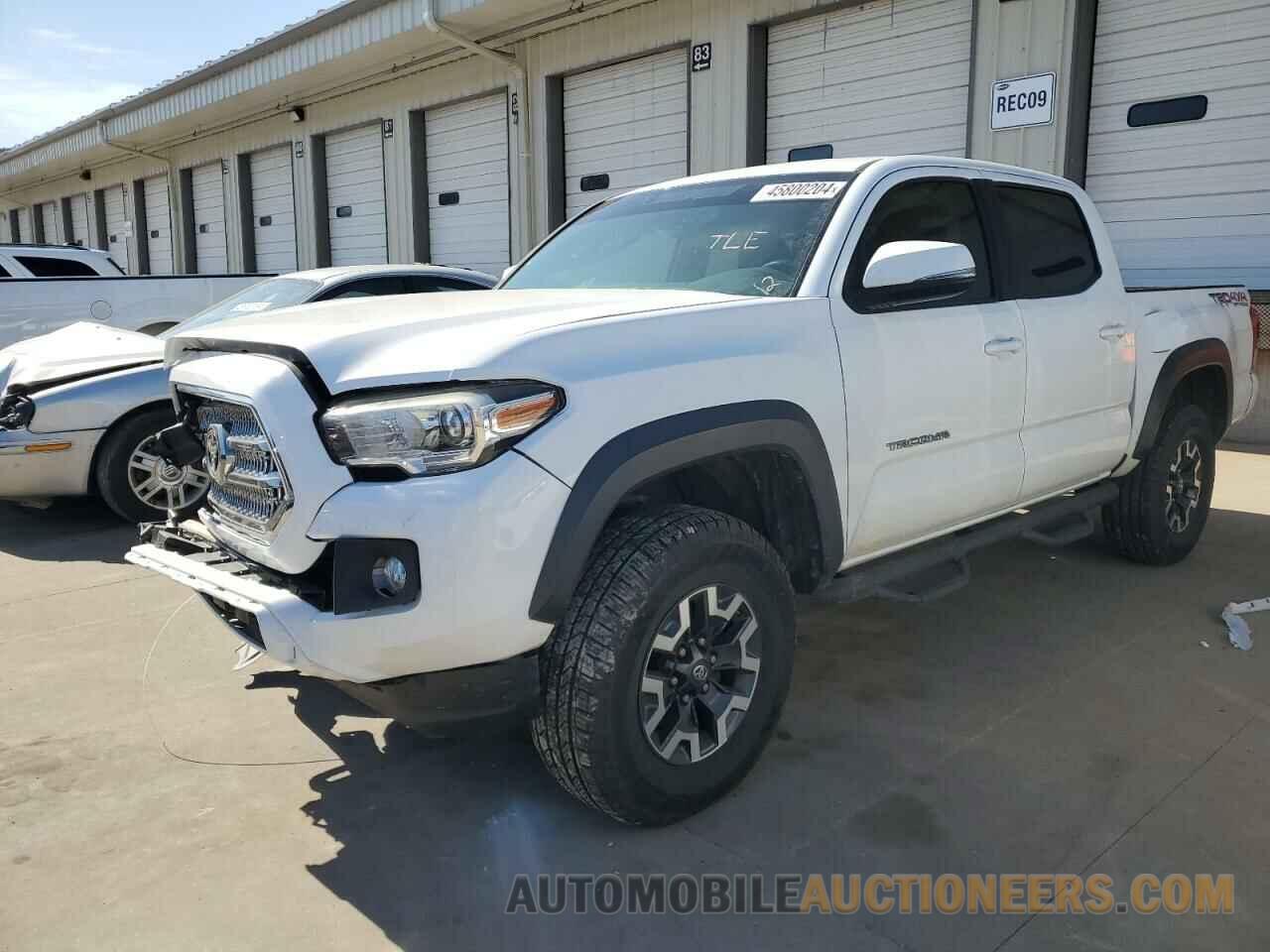 5TFCZ5AN7HX074240 TOYOTA TACOMA 2017