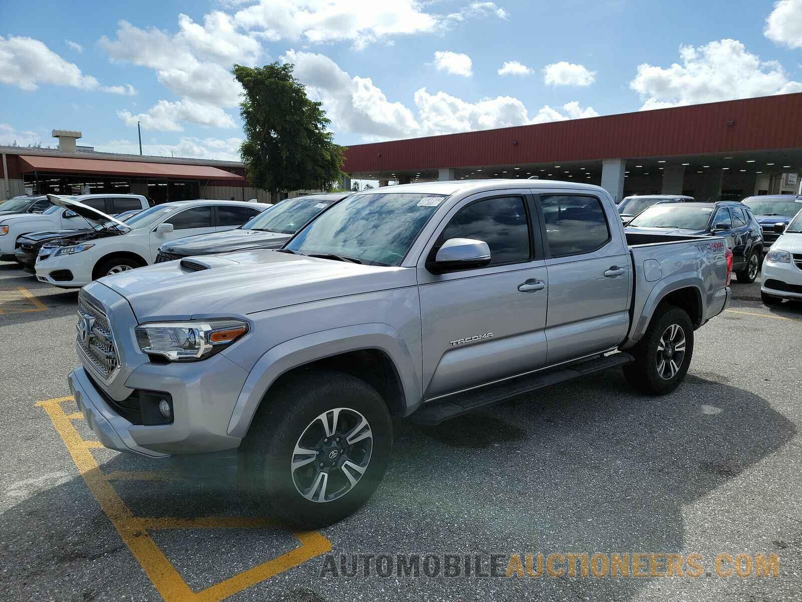 5TFCZ5AN7HX101453 Toyota Tacoma 2017