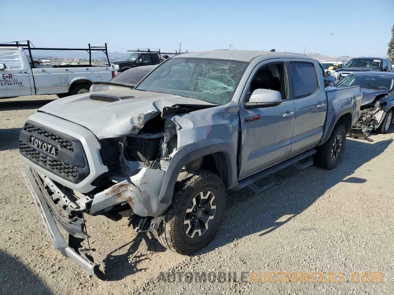 5TFCZ5AN8HX073940 TOYOTA TACOMA 2017