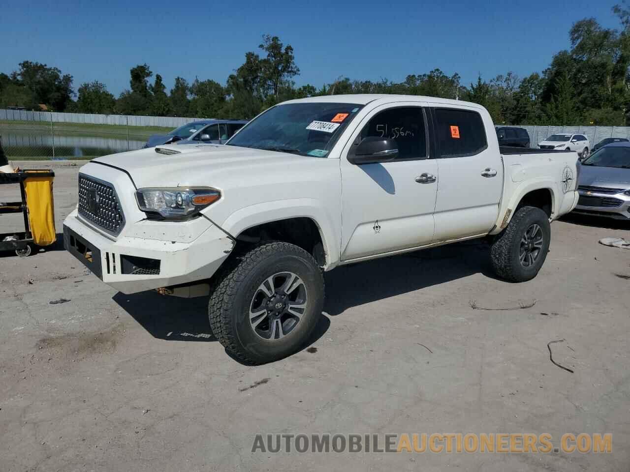 5TFCZ5AN8JX157987 TOYOTA TACOMA 2018