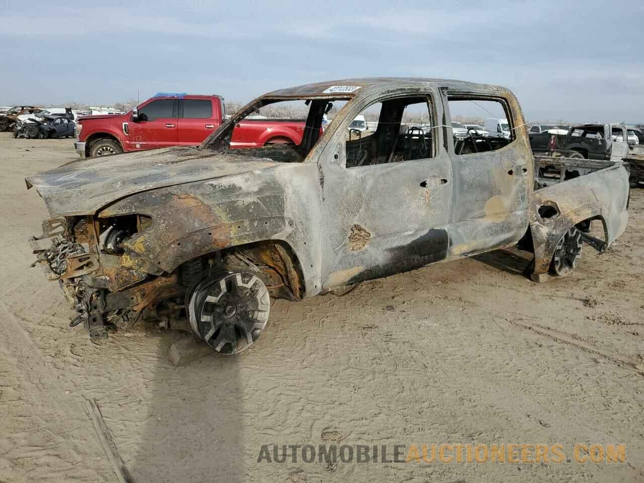 5TFCZ5AN8JX159674 TOYOTA TACOMA 2018