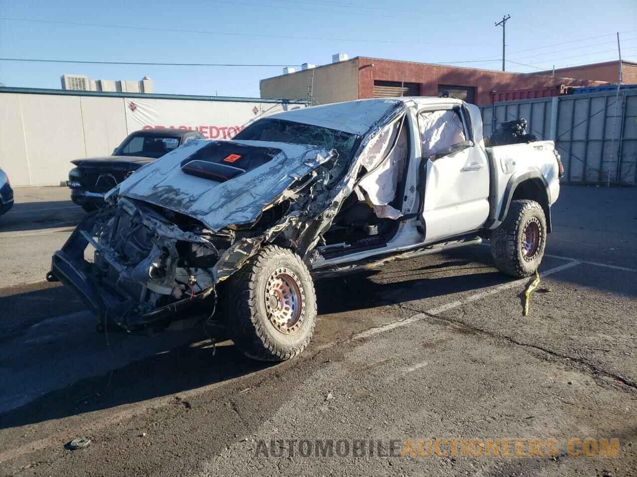 5TFCZ5AN9HX080380 TOYOTA TACOMA 2017