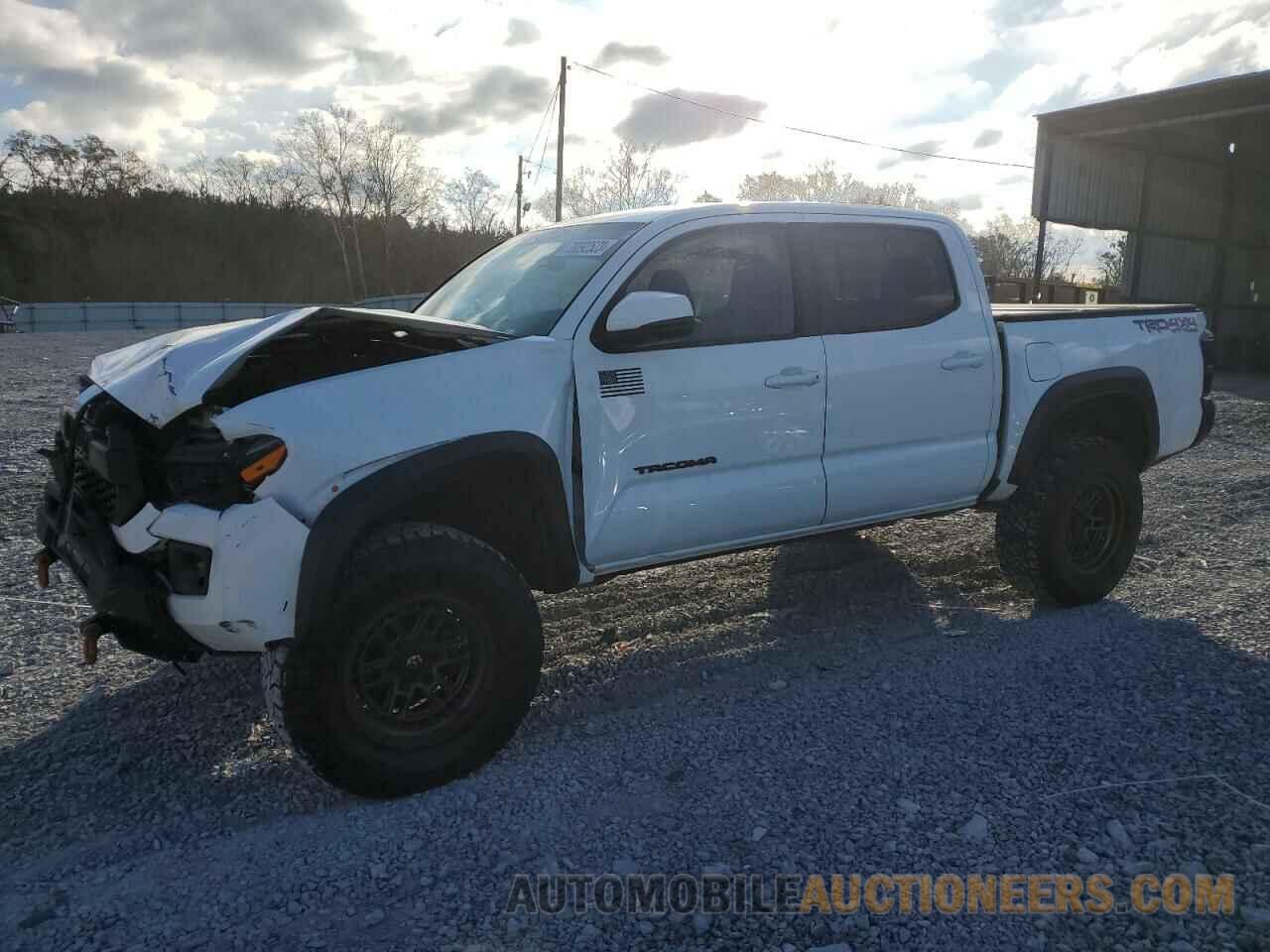 5TFCZ5AN9HX090097 TOYOTA TACOMA 2017