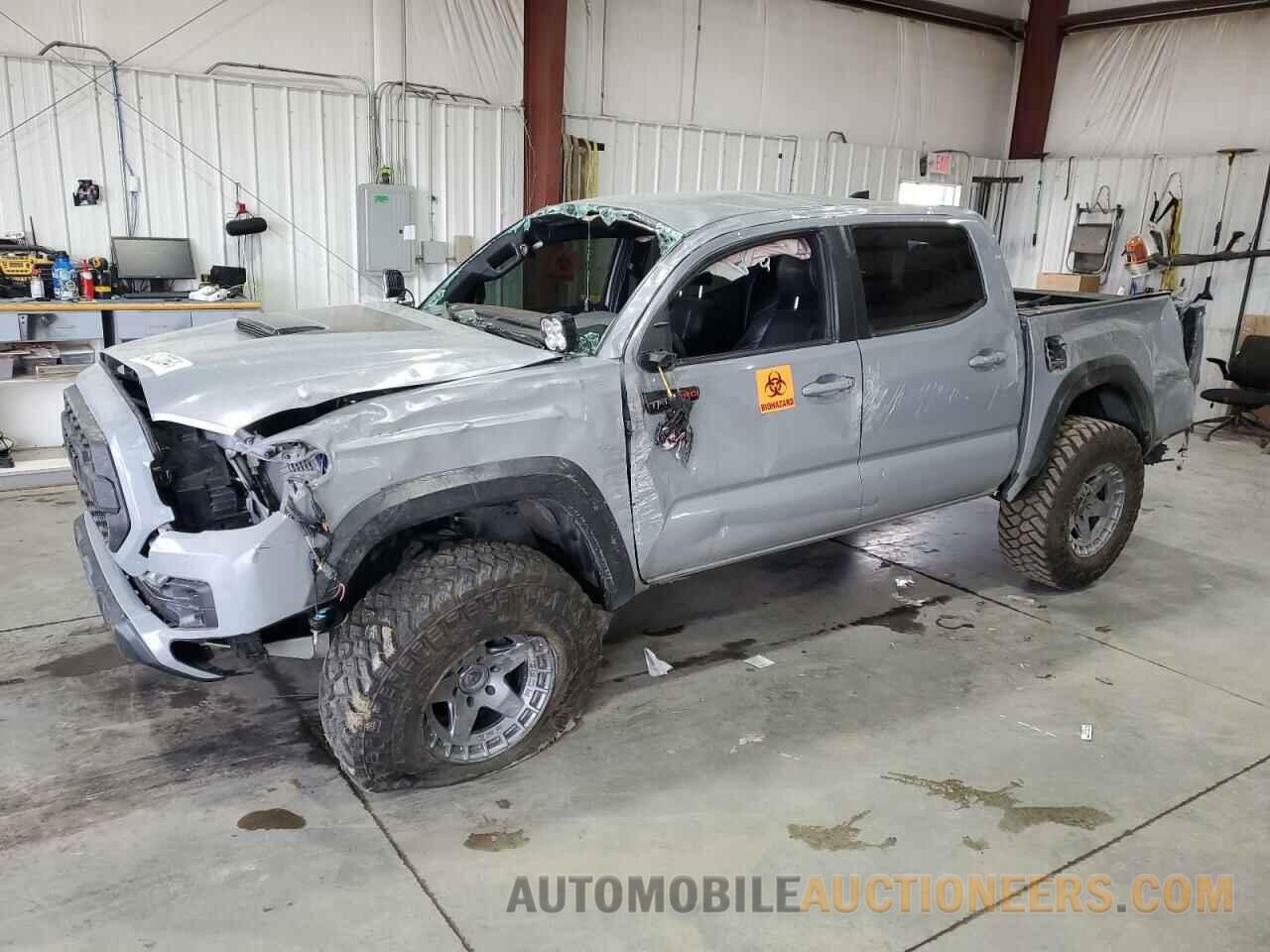 5TFCZ5ANXHX078010 TOYOTA TACOMA 2017