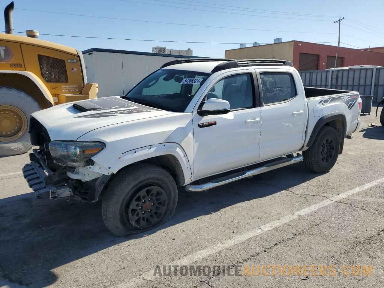 5TFCZ5ANXJX136526 TOYOTA TACOMA 2018