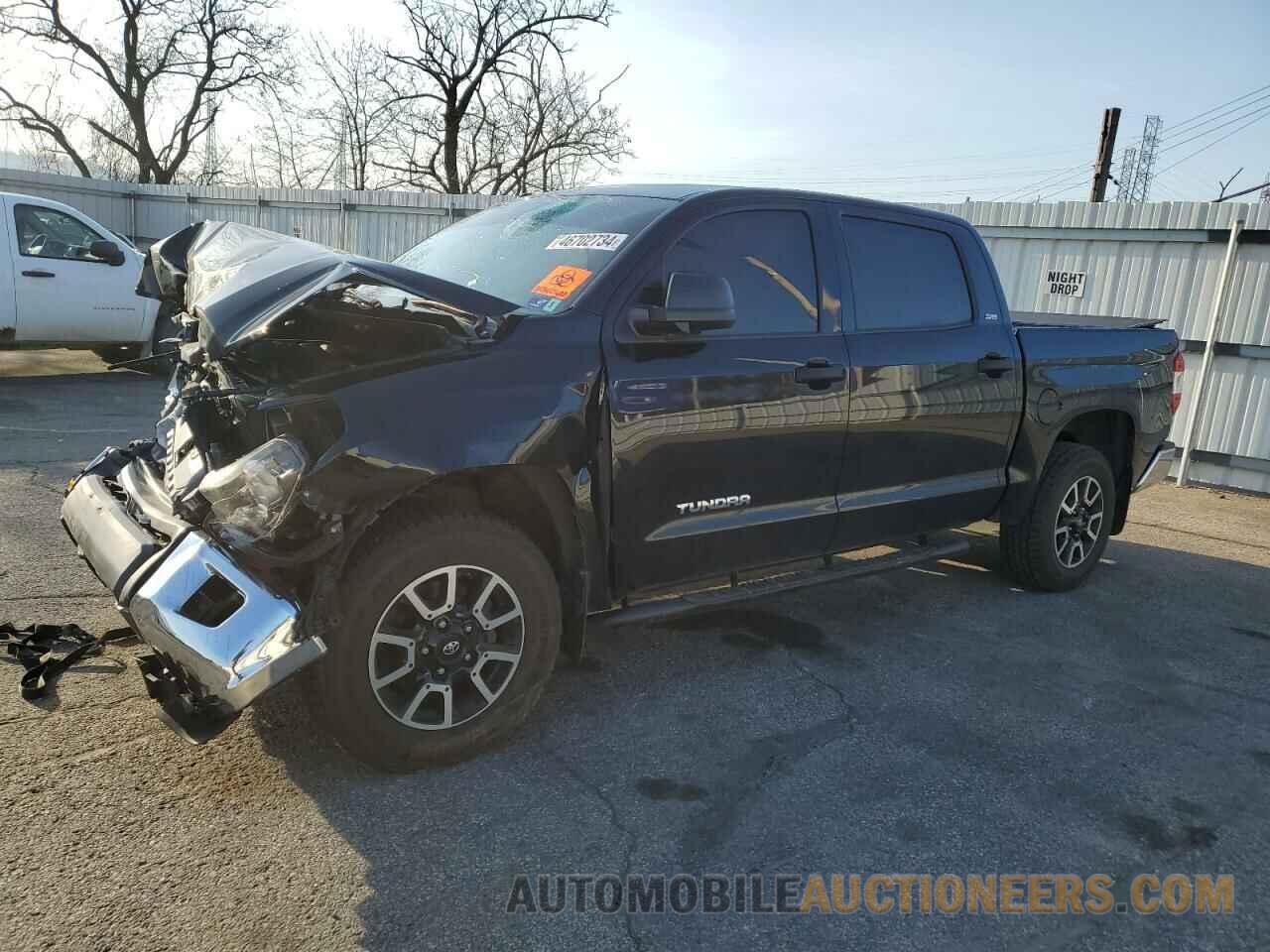 5TFDM5F11JX075561 TOYOTA TUNDRA 2018