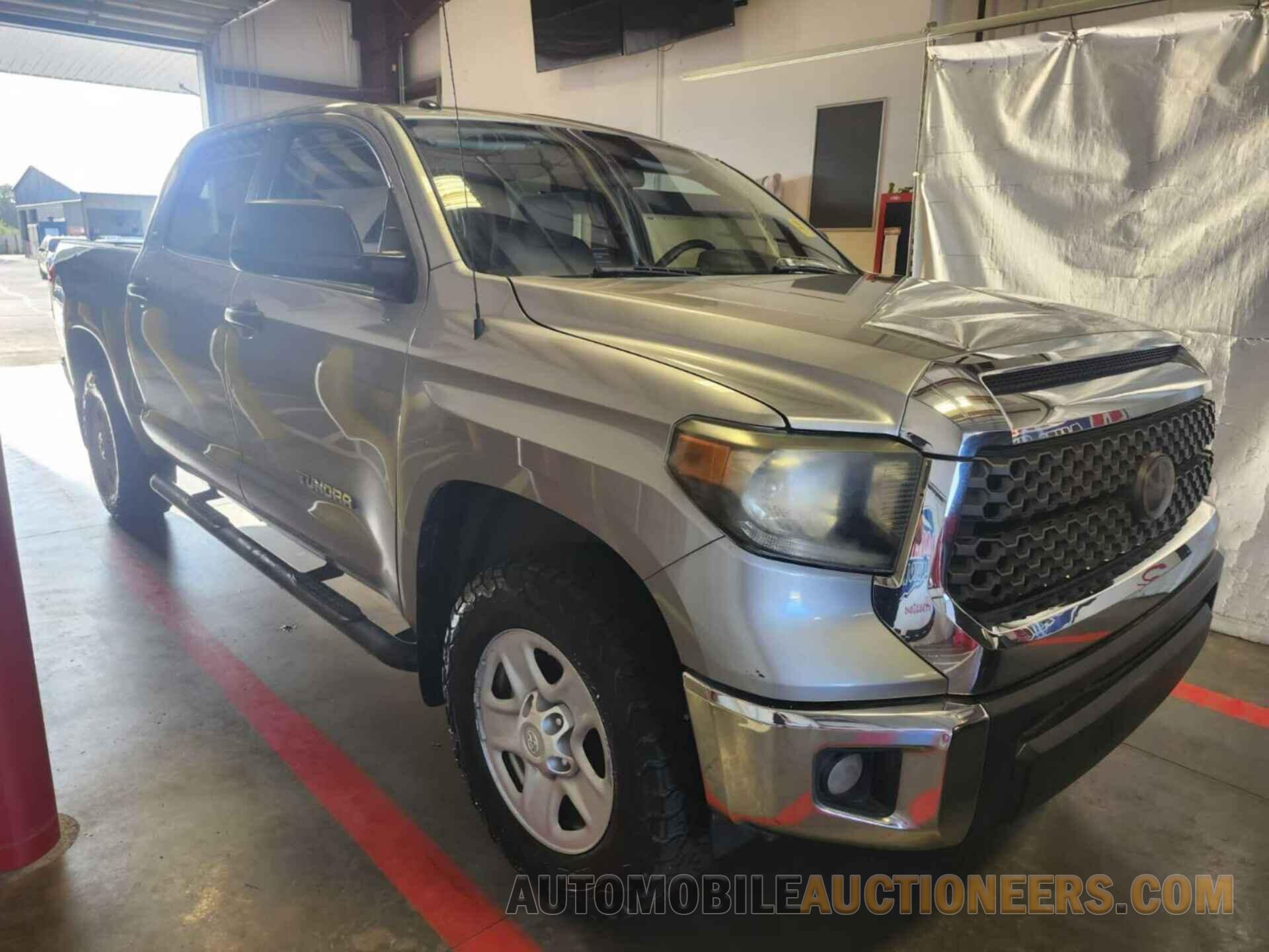 5TFDM5F14JX076204 TOYOTA TUNDRA 2018