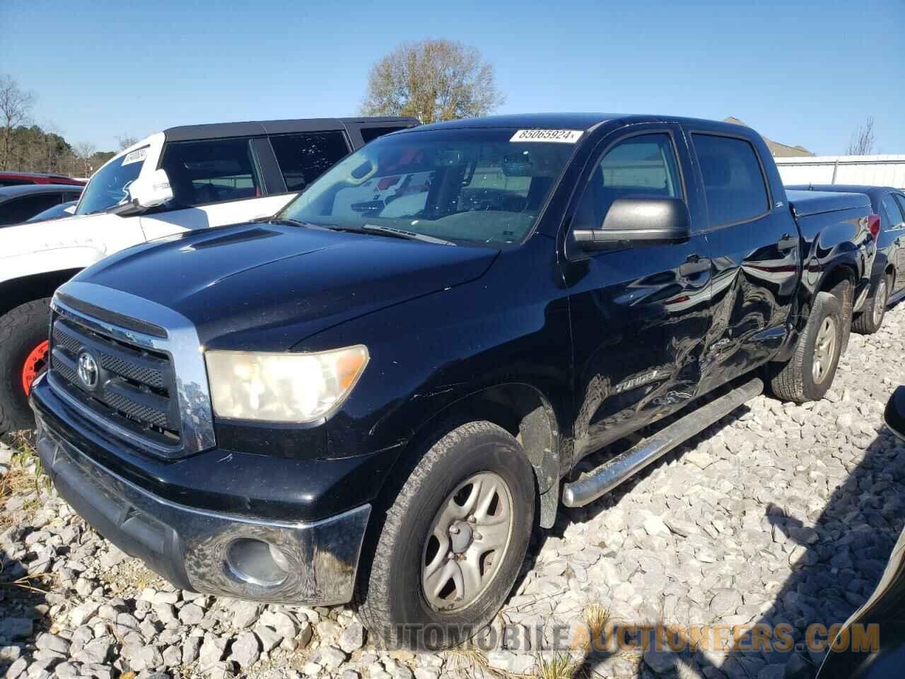 5TFDM5F1XCX030962 TOYOTA TUNDRA 2012