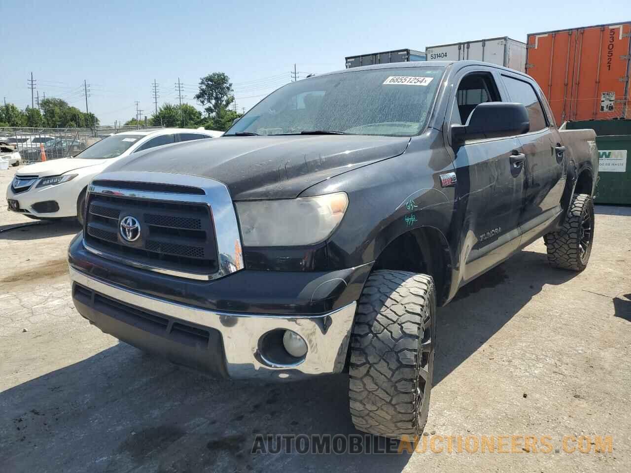 5TFDW5F10DX317559 TOYOTA TUNDRA 2013