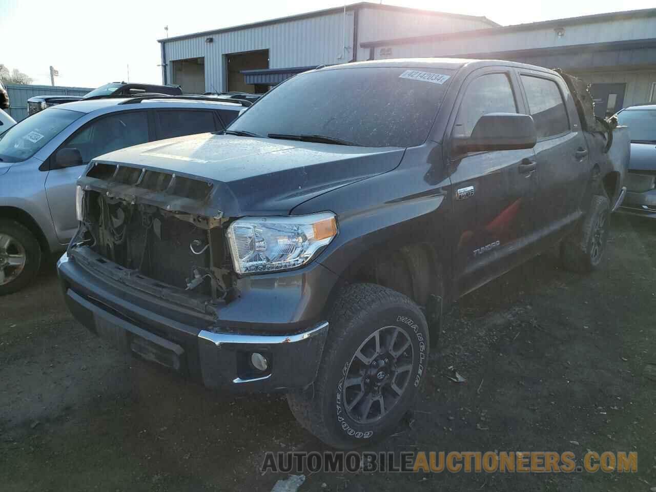 5TFDW5F10GX512842 TOYOTA TUNDRA 2016