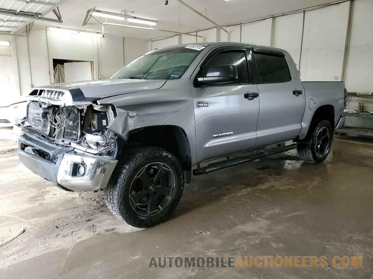 5TFDW5F11HX605984 TOYOTA TUNDRA 2017