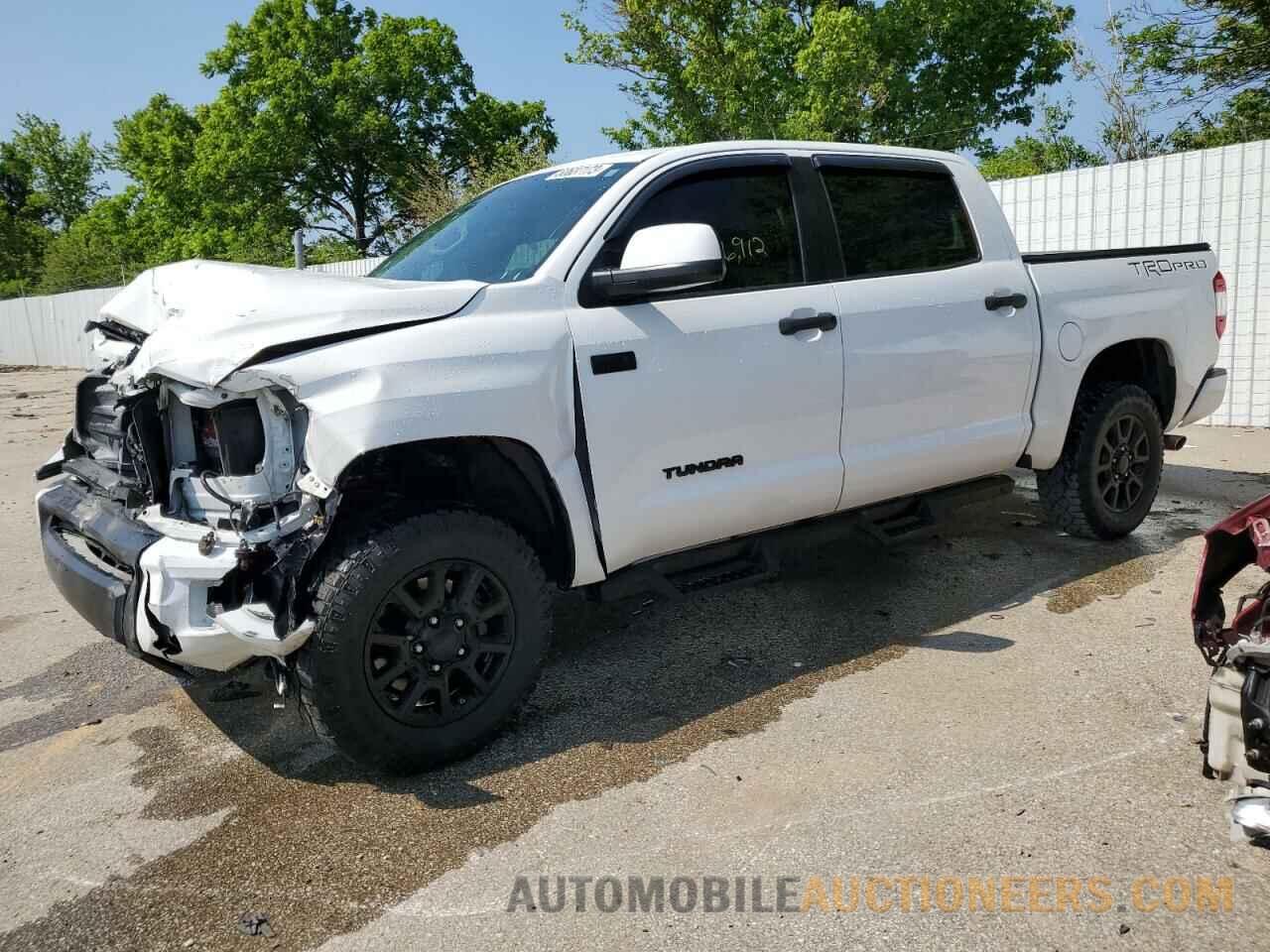 5TFDW5F11HX631744 TOYOTA TUNDRA 2017