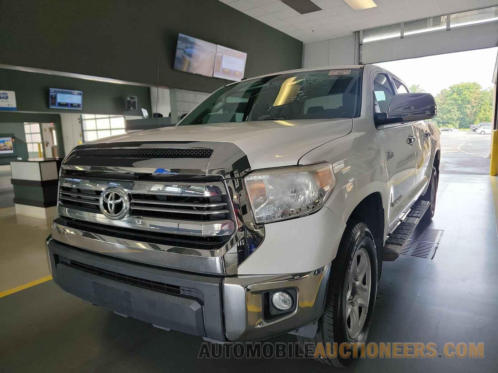 5TFDW5F11HX644073 Toyota Tundra 2017