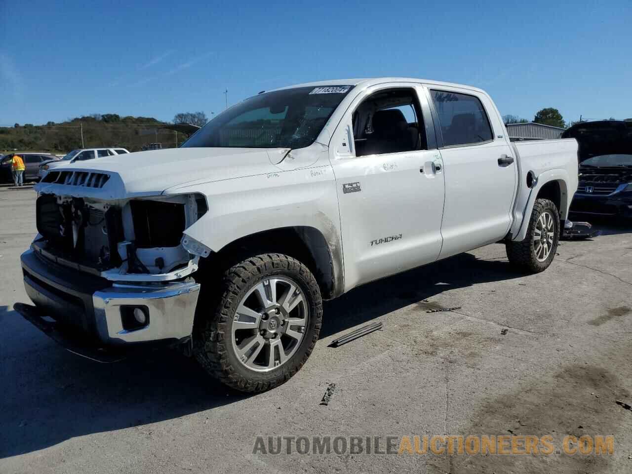 5TFDW5F12HX619179 TOYOTA TUNDRA 2017