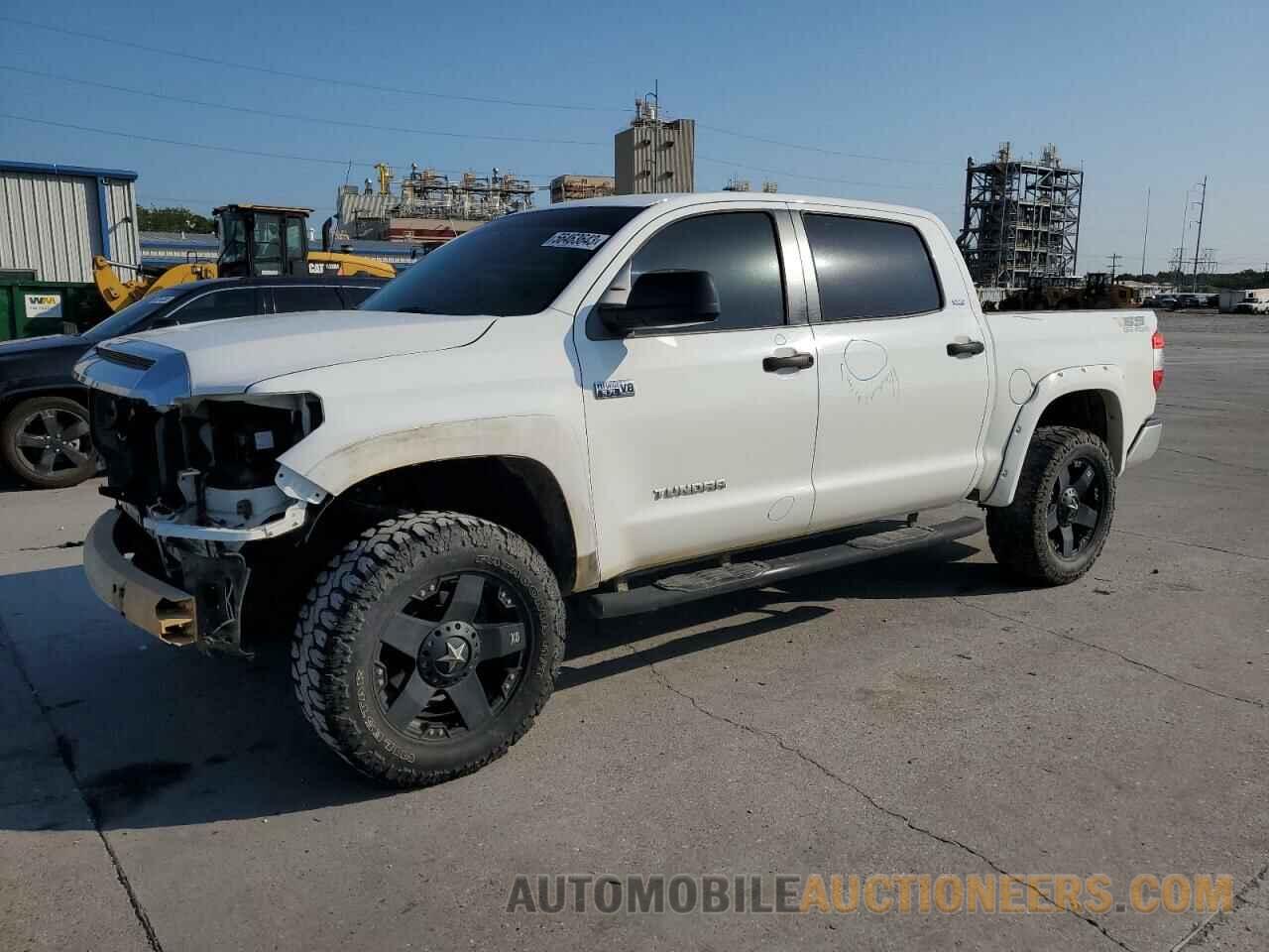 5TFDW5F13FX428867 TOYOTA TUNDRA 2015