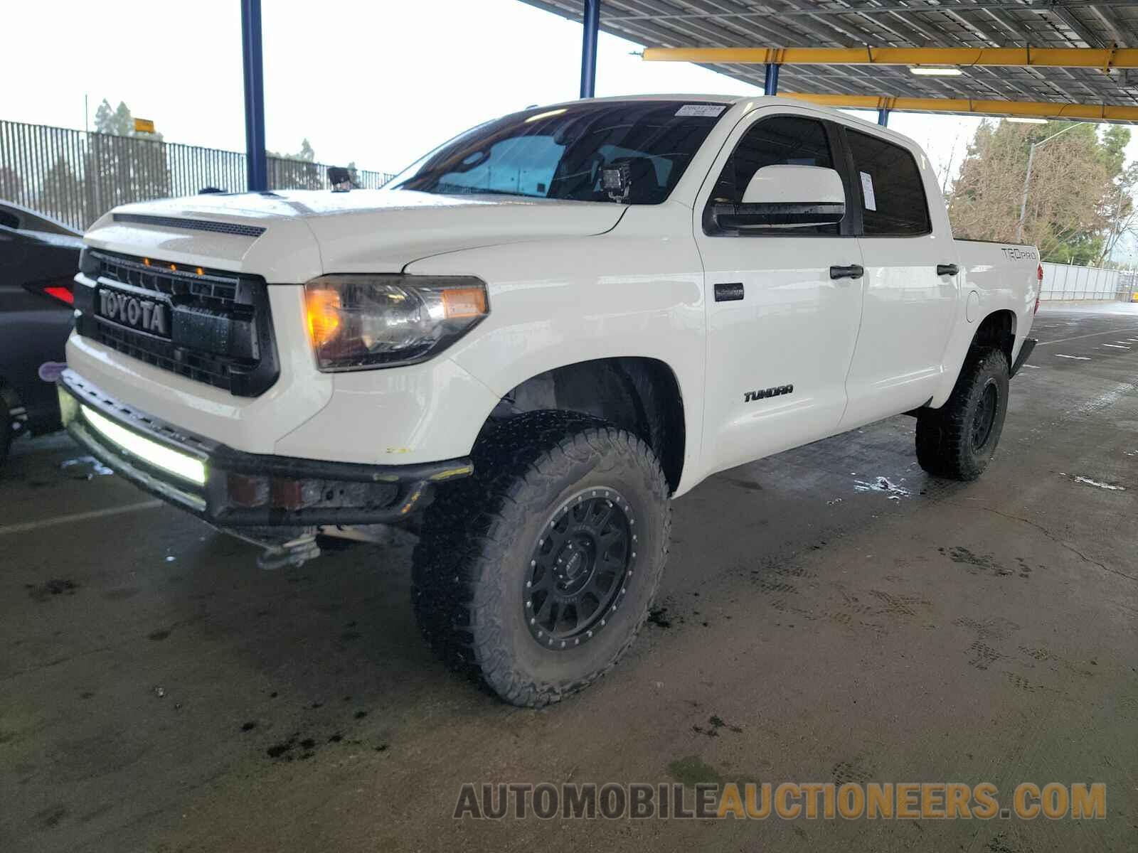 5TFDW5F13GX526850 Toyota Tundra 2016