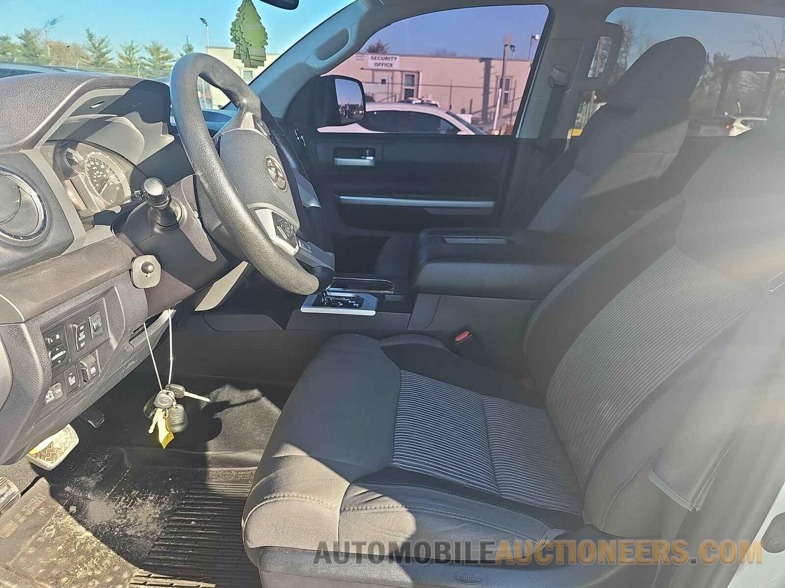 5TFDW5F14HX602612 Toyota Tundra 2017