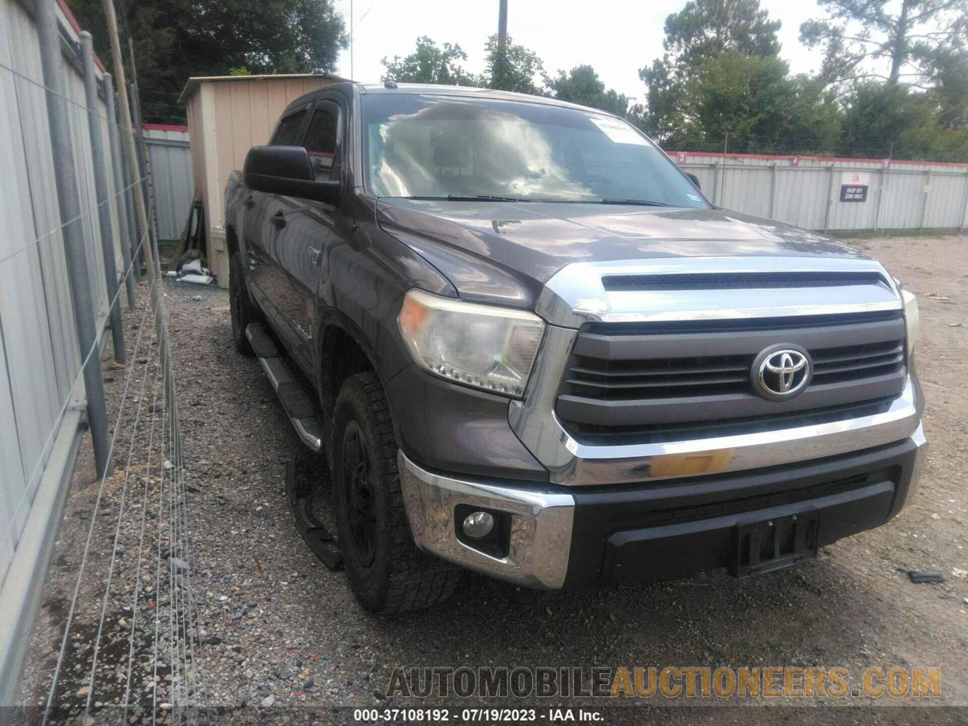 5TFDW5F15FX482221 TOYOTA TUNDRA 4WD TRUCK 2015