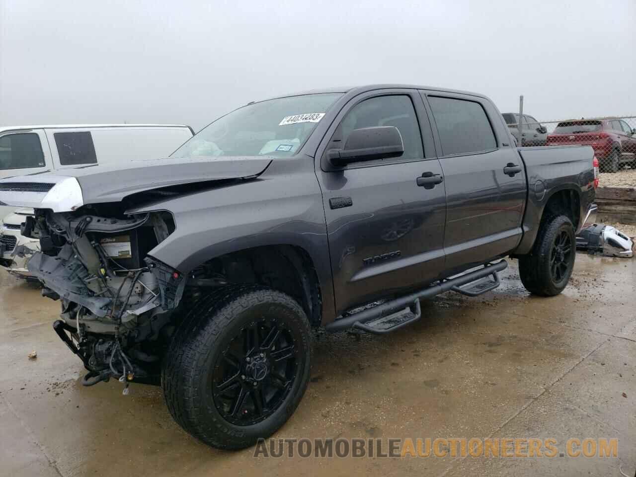 5TFDW5F15HX672071 TOYOTA TUNDRA 2017