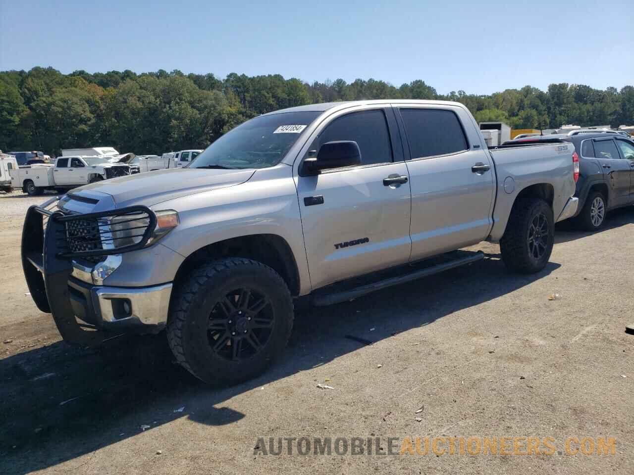 5TFDW5F15JX678183 TOYOTA TUNDRA 2018